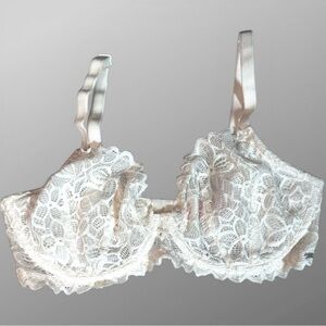 Victoria’s Secret PINK White Lace Bra 34DD Unlined Underwire Sheer Mesh